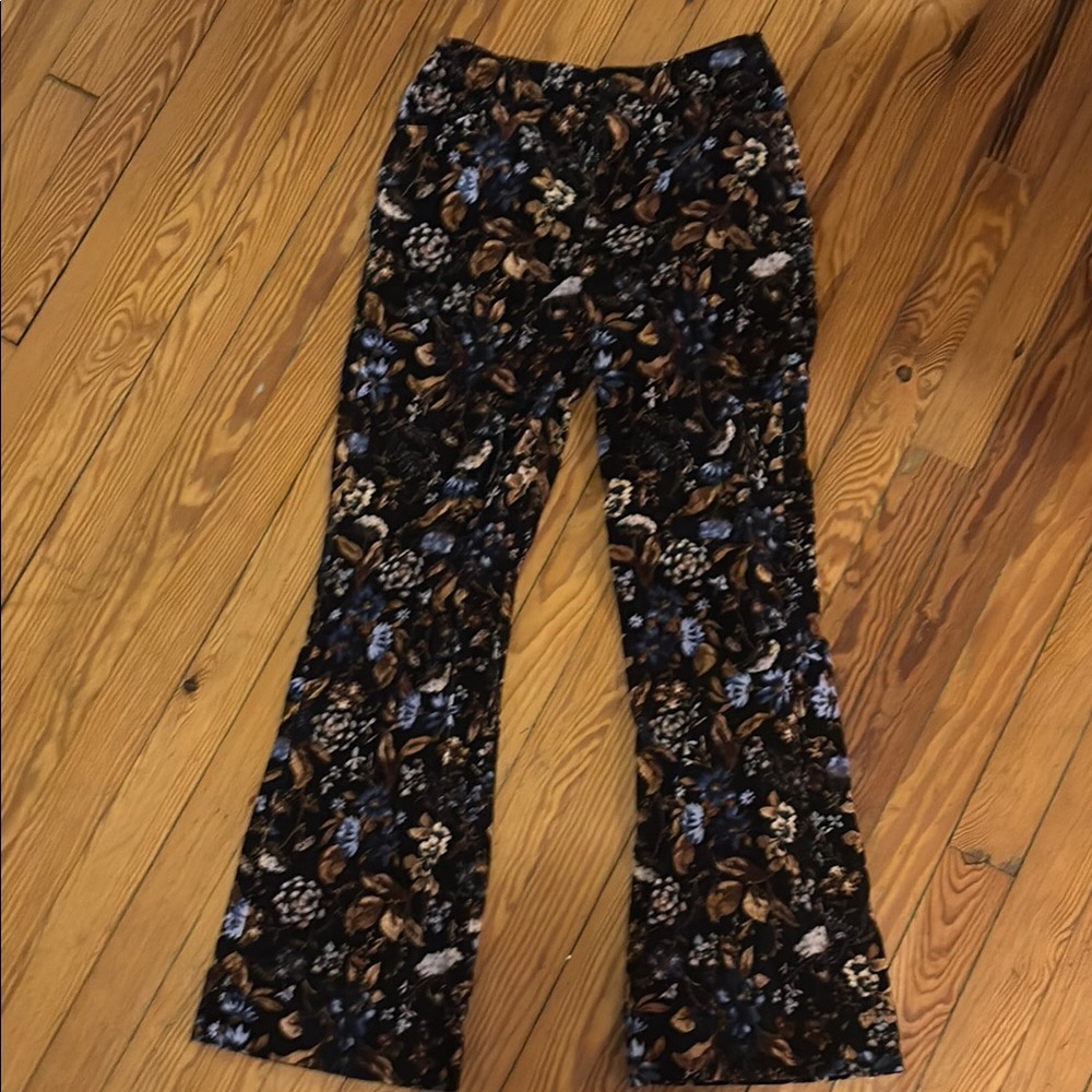 Floral Patterned Pants